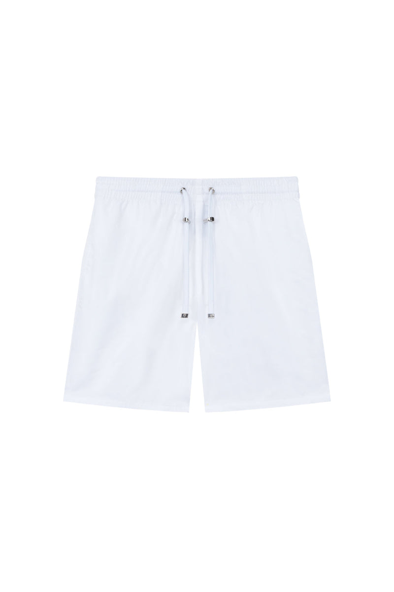 The Shark men's swimsuit is an ideal choice for those looking for a comfortable and elegant swimsuit.